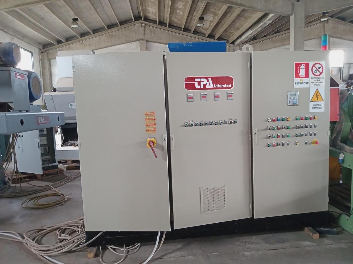 Used 2008 TPA Trituratori Plastics Shredder, Granulator & Conveyor Full Plant