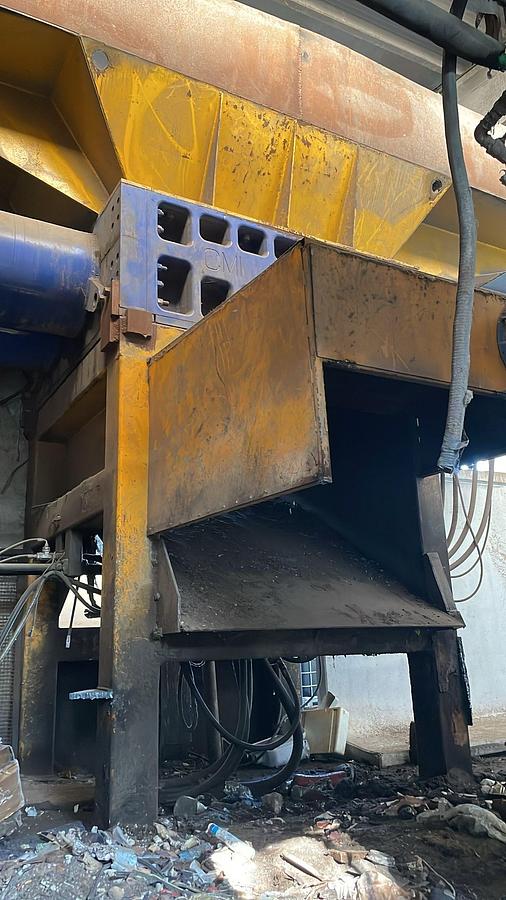 Used 2008 CFI BF 3008 Industrial Twin-shaft Shredder