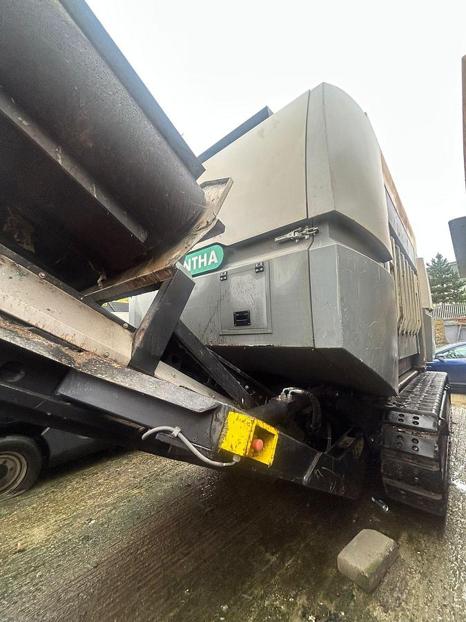 Used 2019 Untha XR3000C Tracked Single-shaft Shredder