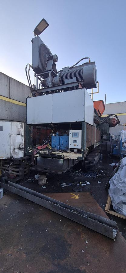 Used 2020 Mobile Twin Shaft Shredder