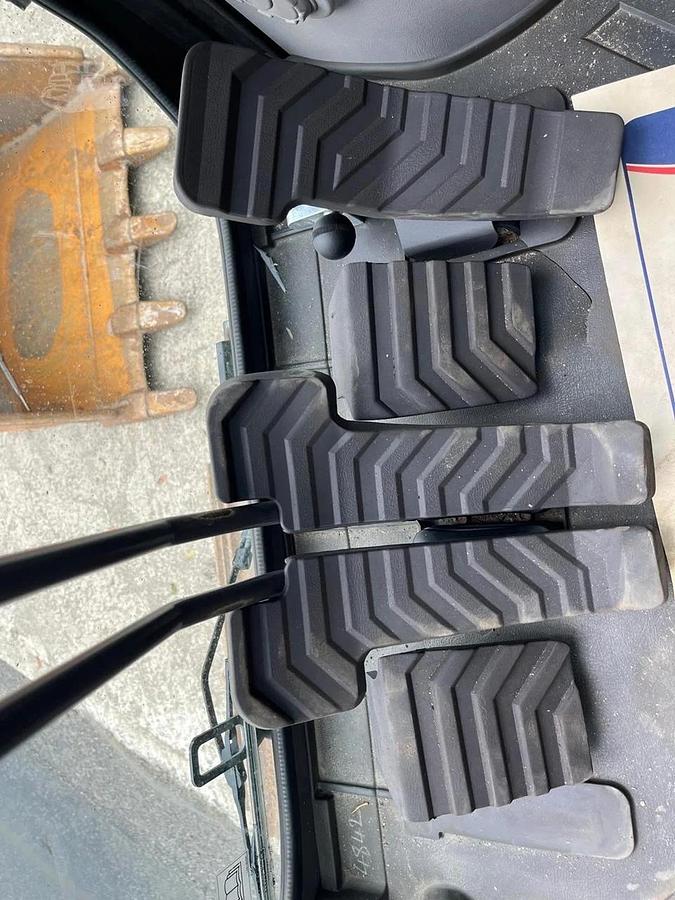 Used 2021 Volvo EC140EL Crawler Excavator 