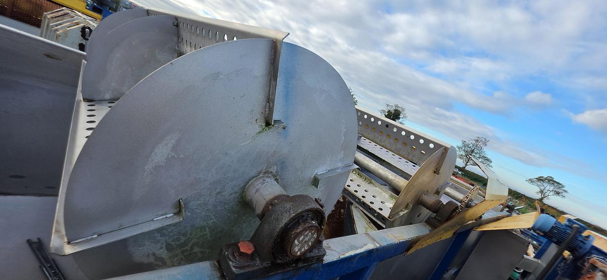 Used 2020 Float Sink Tanks x 2
