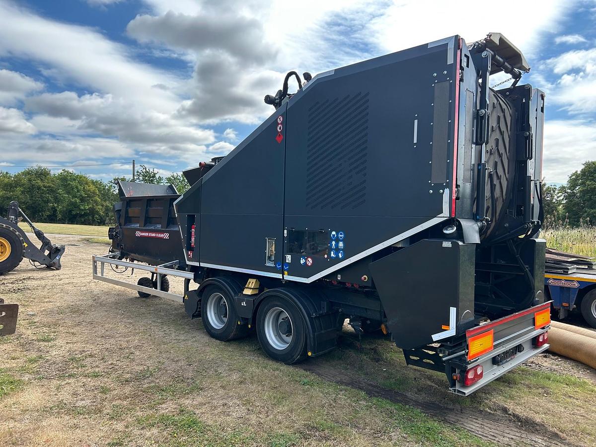 Used 2022 Komptech AXTOR 4510 Trailer Mobile High Speed Shredder