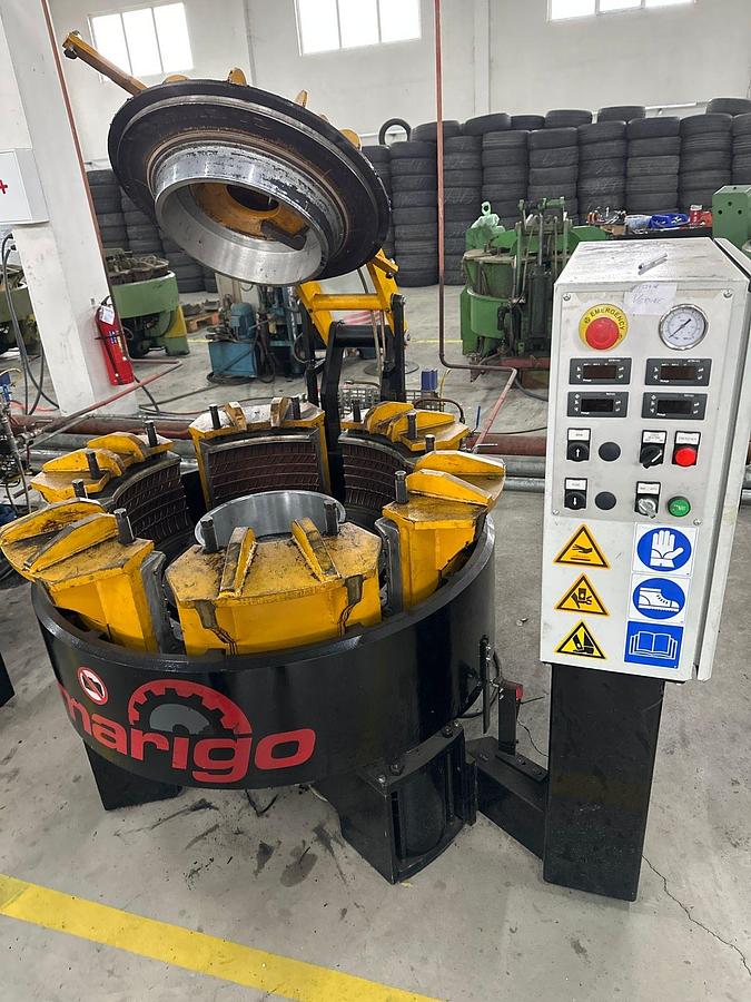 Used Tyre Retreading PCR & TBR Presses Full Plant