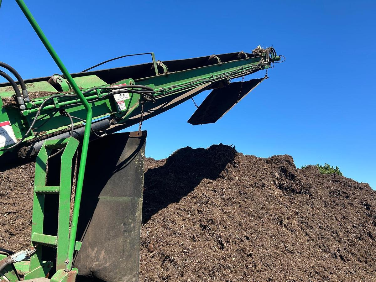 Used Bandit Beast Horizontal Grinder Shredder