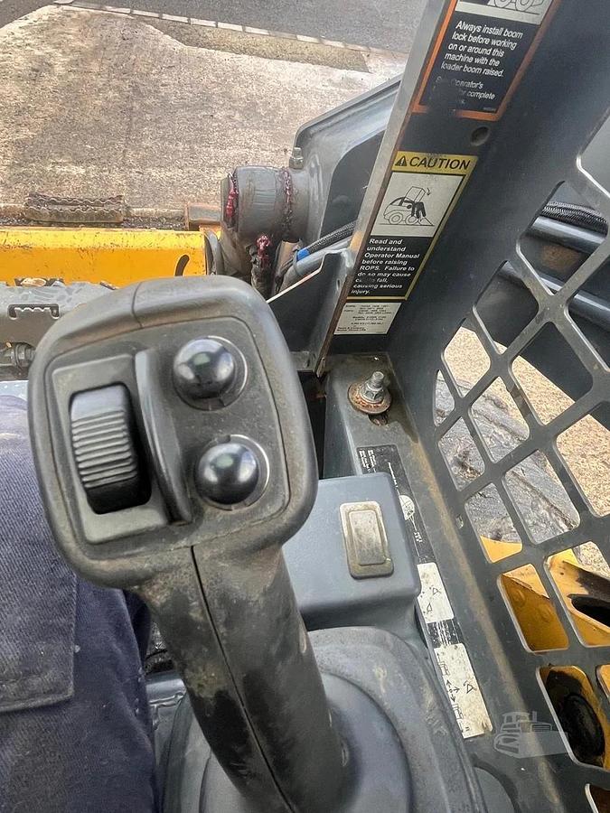 Used 2018 John Deere 318G Wheel Wheeled Skid Steer