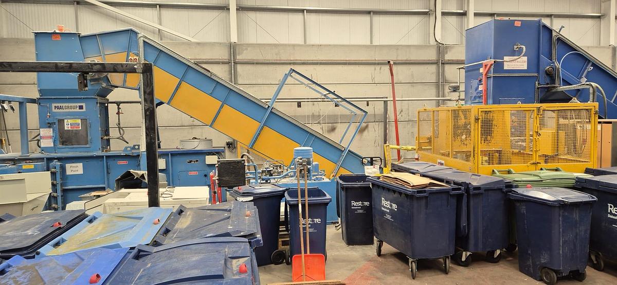 Used 2008 Shred-Tech Twin-shaft Shredder