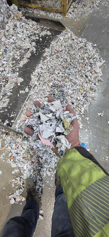 Used 2010 Lindner Shredding and baling line