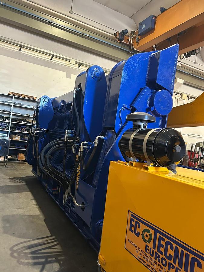 Used Ecotecnica S 5250-G Scrap Metal Baling Press