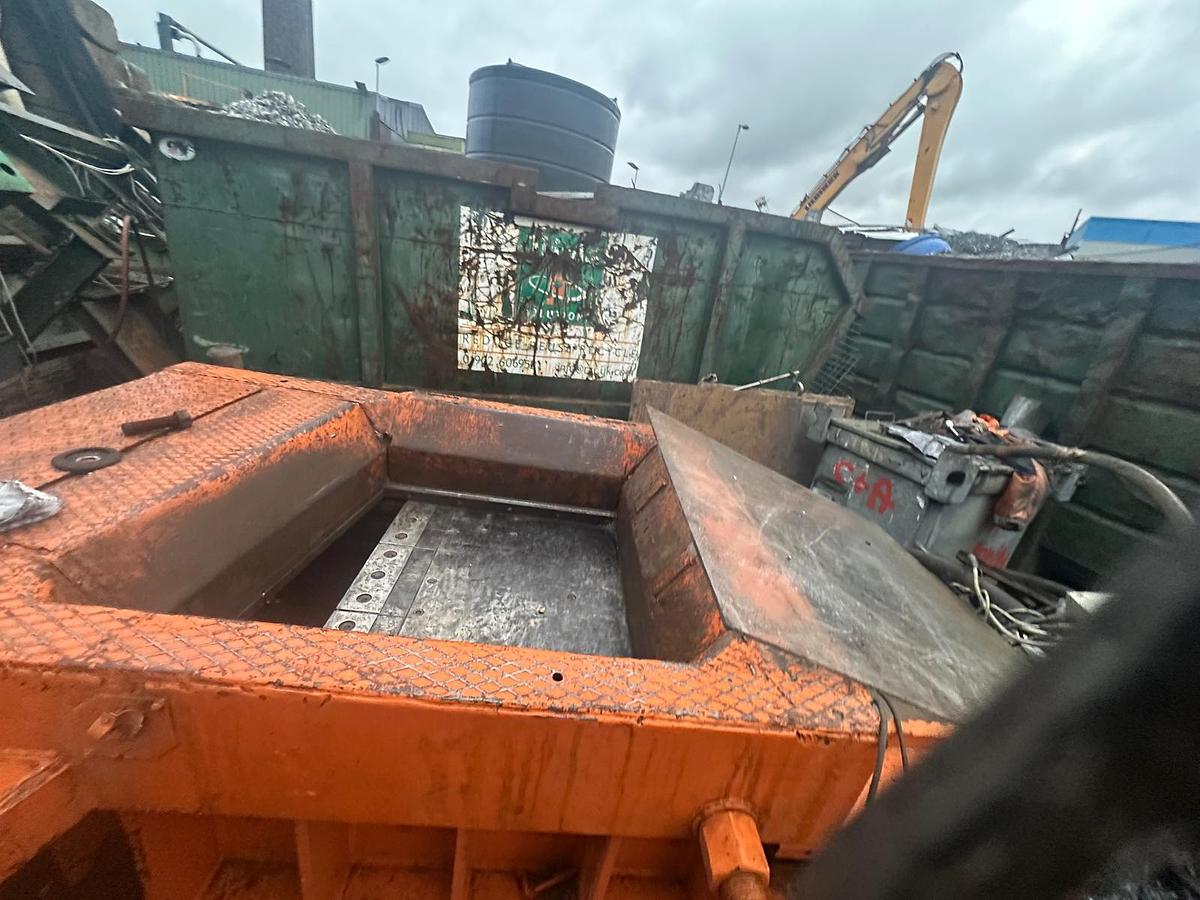 Used 1973 Vezzani PM50-D Non Ferrous Baler