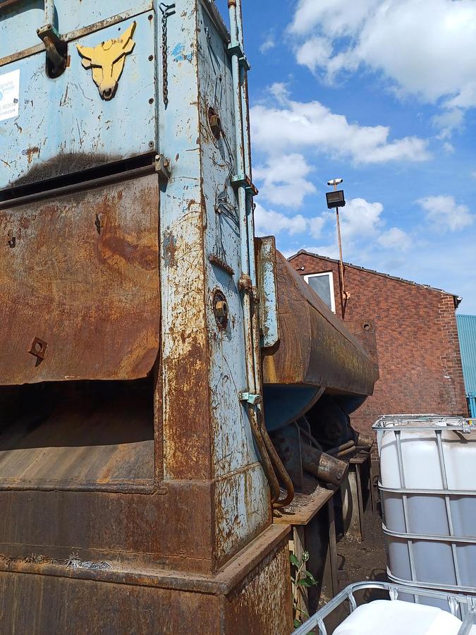 Used Taurus 600 Shear Metal Baler