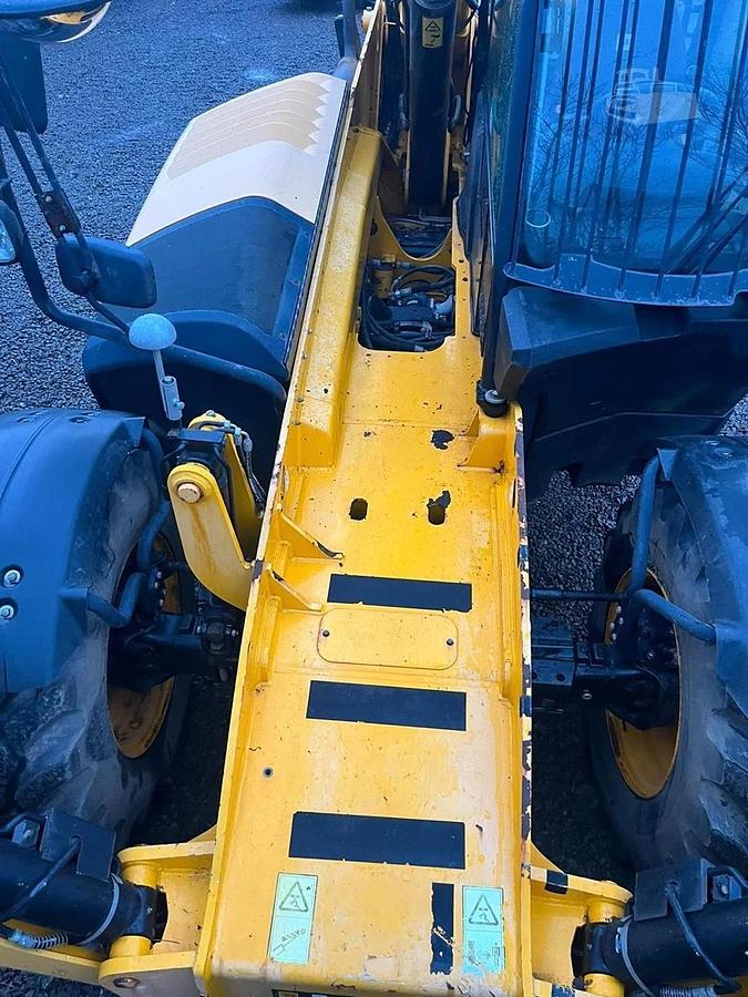 Used 2014 JCB 535-140 Telehandler