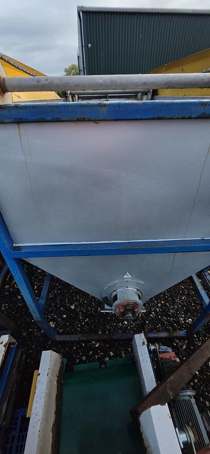 Used 2020 Float Sink Tanks x 2