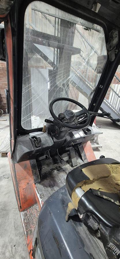 Used 2004 Toyota 42-7FGF20 LPG Forklift 