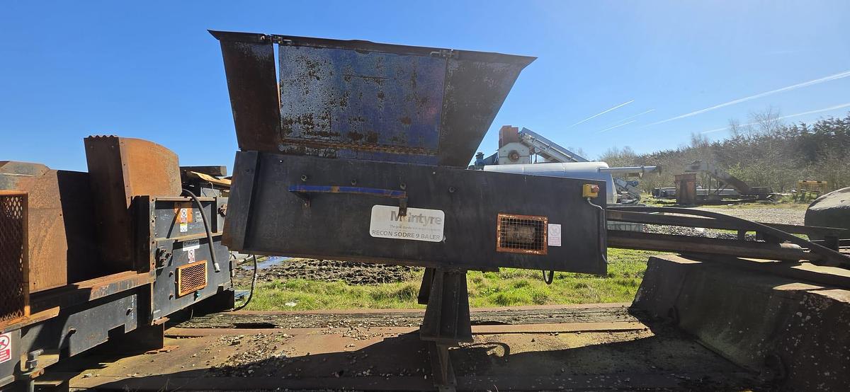 Used McIntyre Recon Sodre 9 Baler