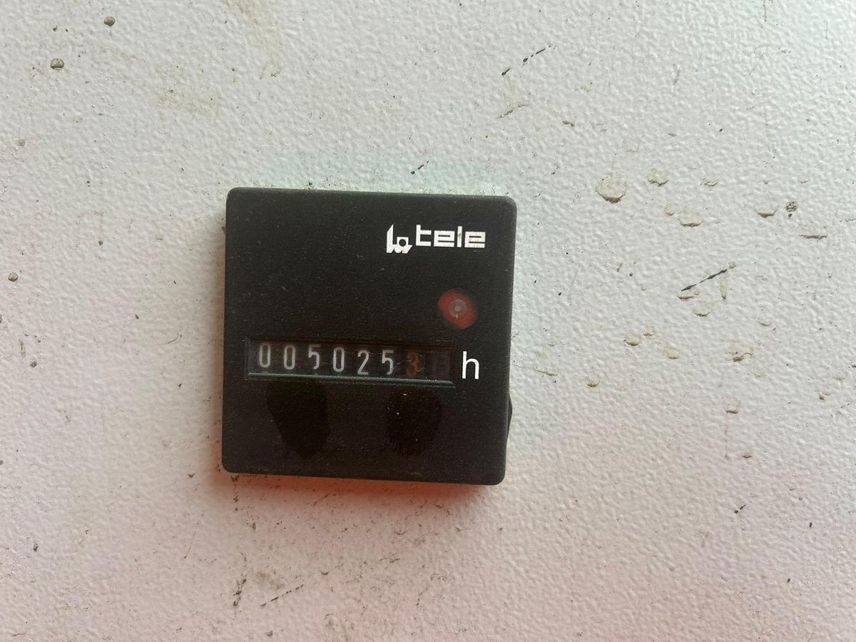 Used 2019 Untha XR3000C Tracked Single-shaft Shredder