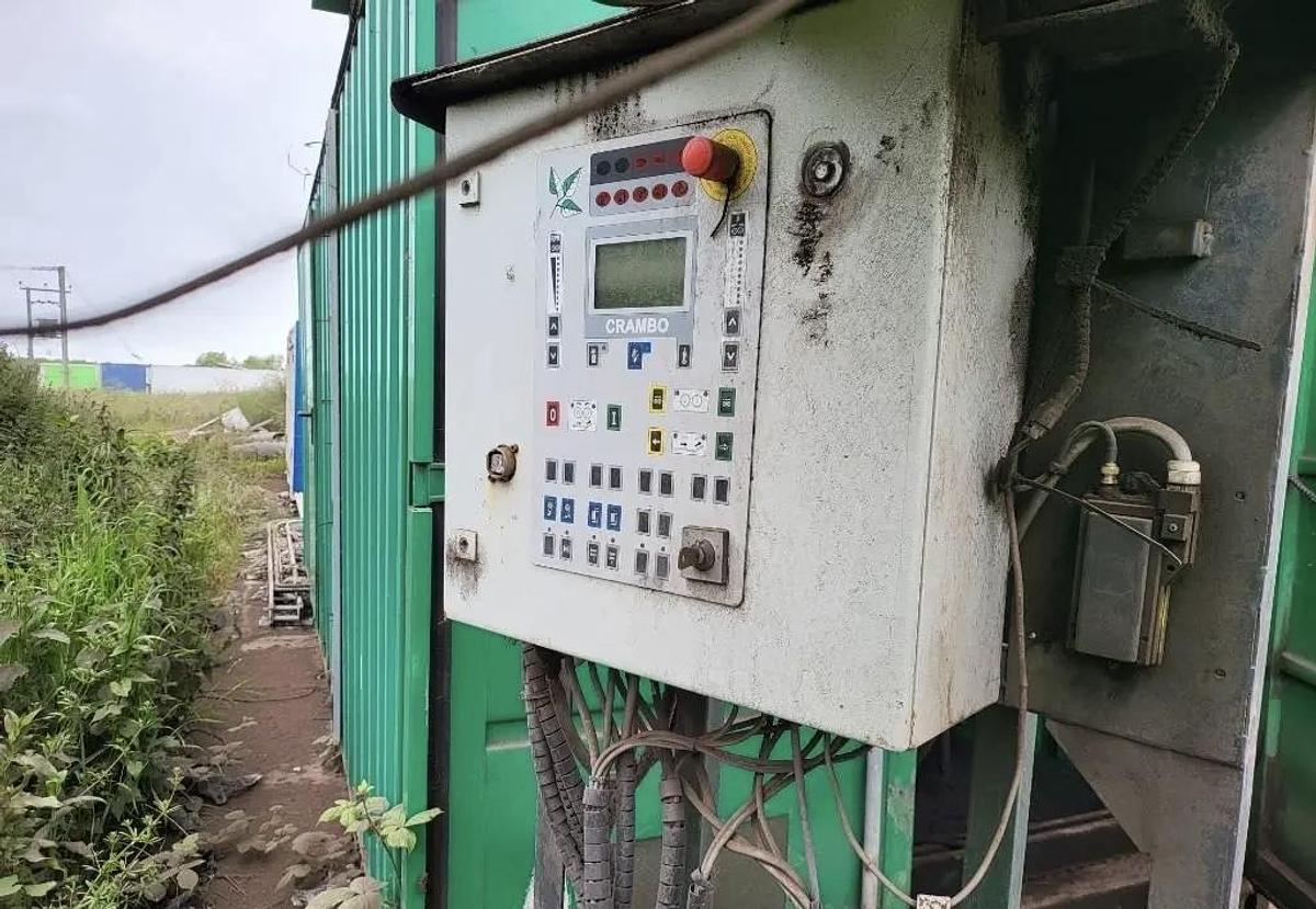 Used Komptech Crambo 6000 Shredder Parts (Shafts, Baskets, Remote Etc)