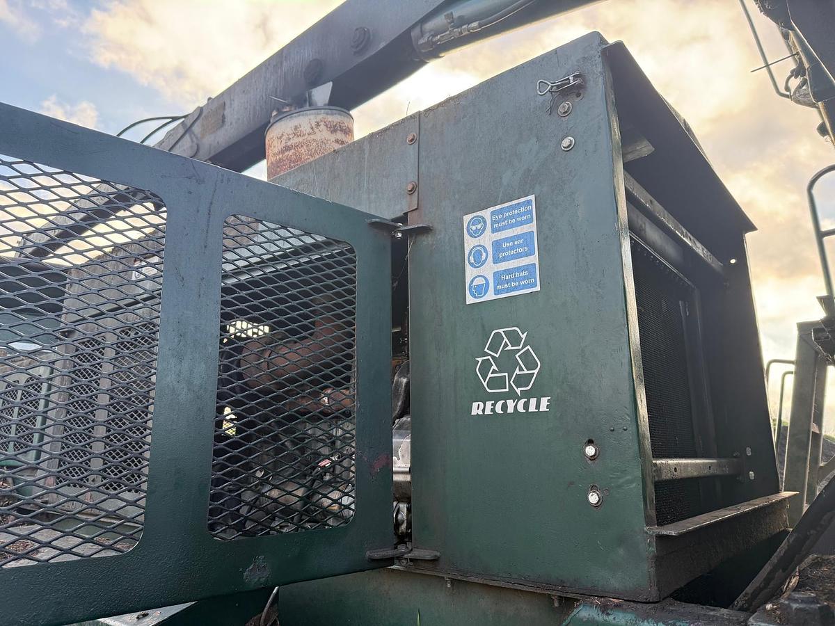 Used DuraTech HD-10 Tub Grinder