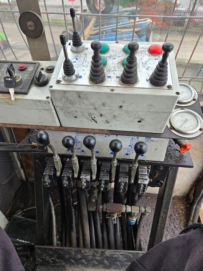 Used 2004 Lollini AL500 Car Baler W/Grab