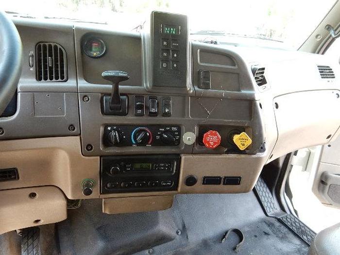 Used 2008 Sterling 9513