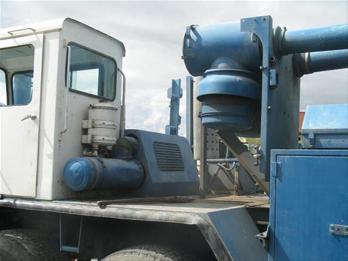 Used 2000 Ingersoll-Rand RD20 II Drill Rig