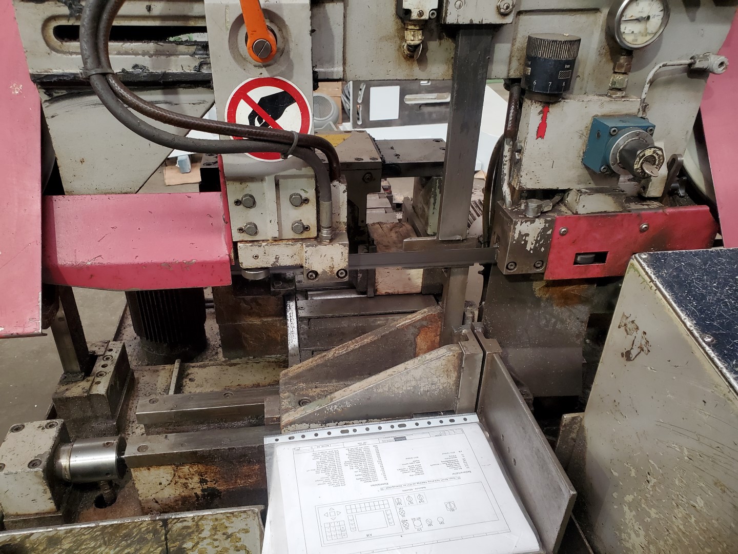 Usado 2003 BEHRINGER  HBP 220 A-CNC