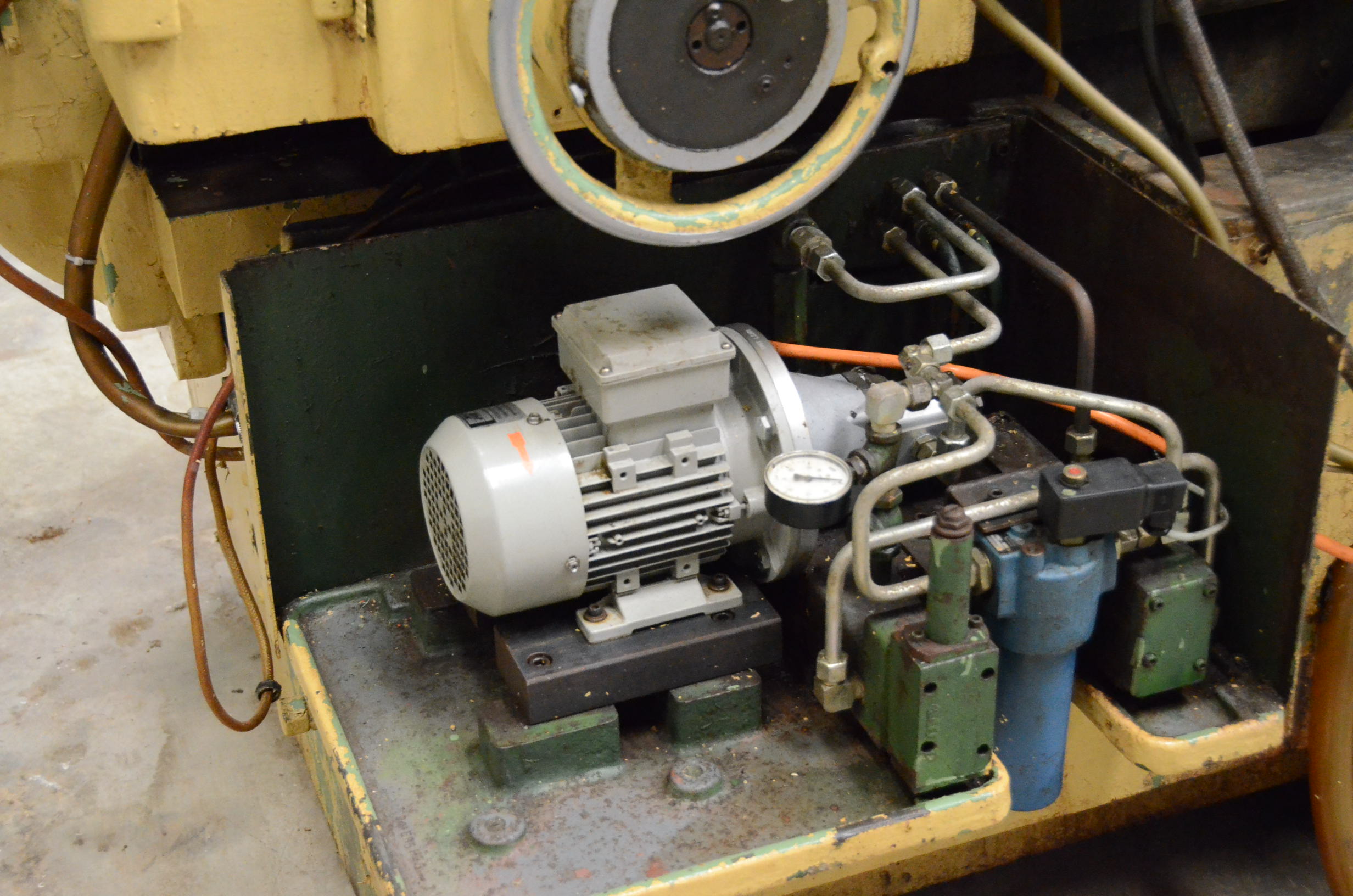 Usado Rectificadora sin Centros CINCINNATI 2M2 #4539