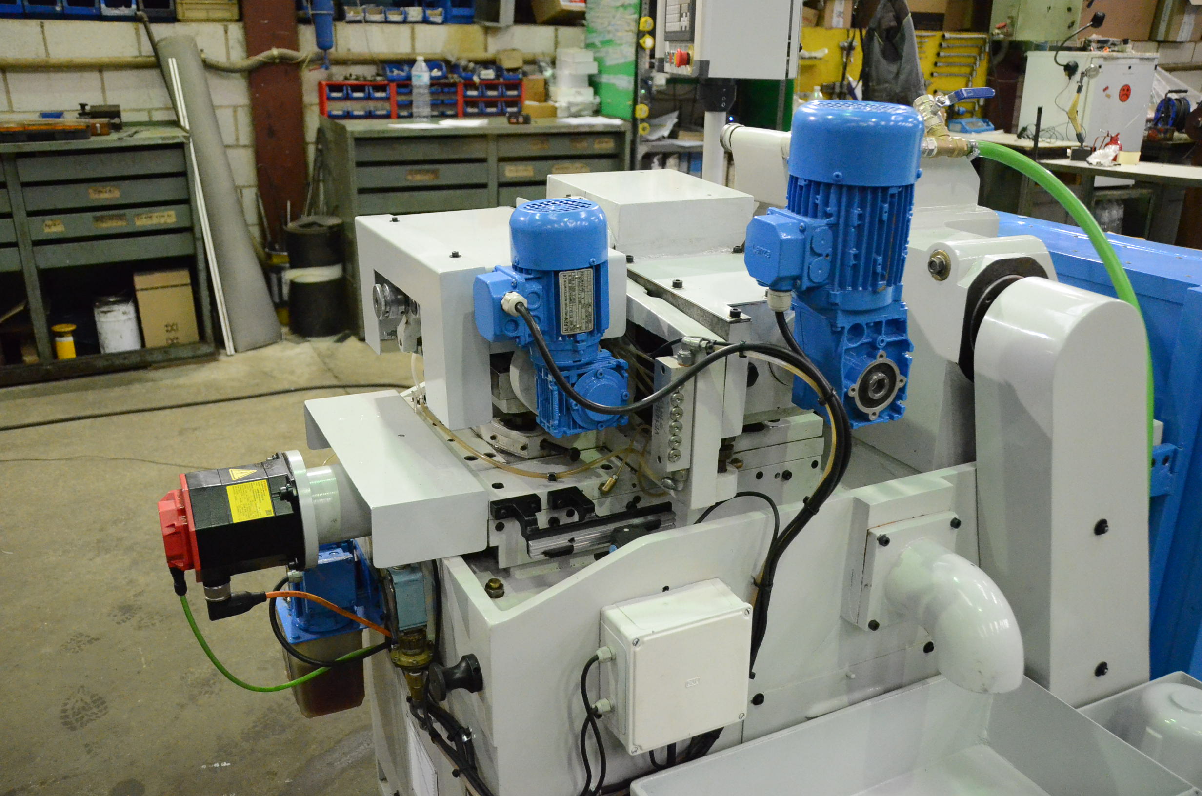 Usado Rectificadoras sin centros SENY R-60-H #4475