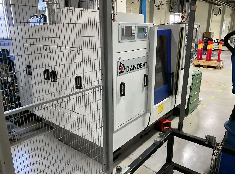 Usado Rectificadora Cilíndrica DANOBAT CG 51 600 CNC #4584