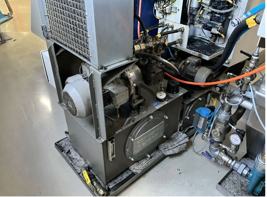 Usado Rectificadora Cilíndrica DANOBAT CG 51 600 CNC #4584