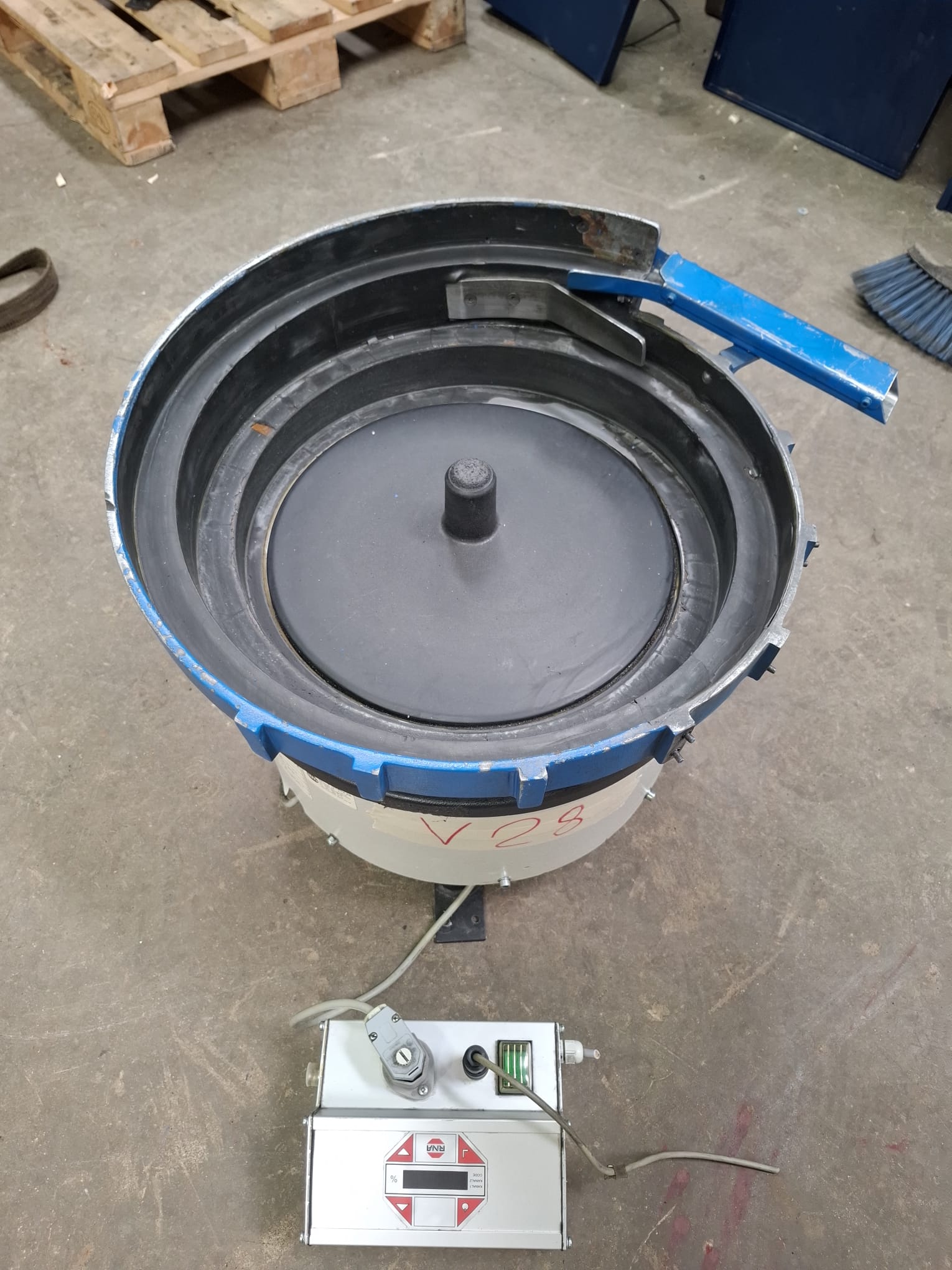 Usado Alimentador vibratorio Rhein-Nadel Automation GmbH SRC-N 400-2R