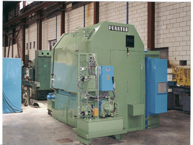 Usado Talladoras de Fresa Madre PFAUTER PA 210 CNC #4489
