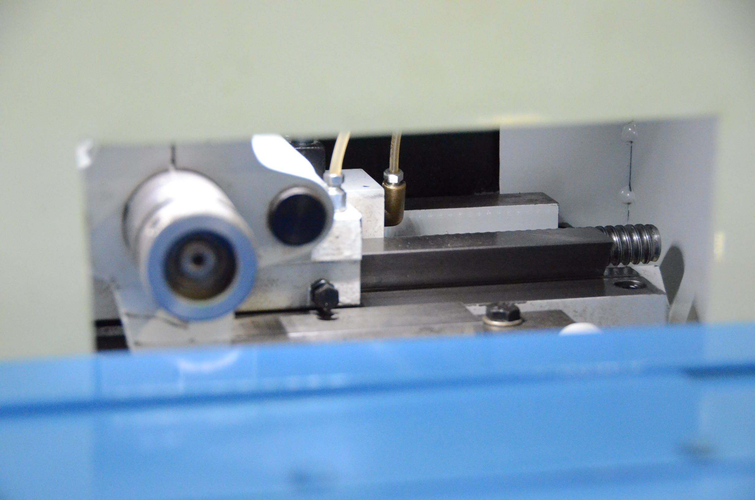 Usado Rectificadora sin Centros SENY R-60-H #R24-01