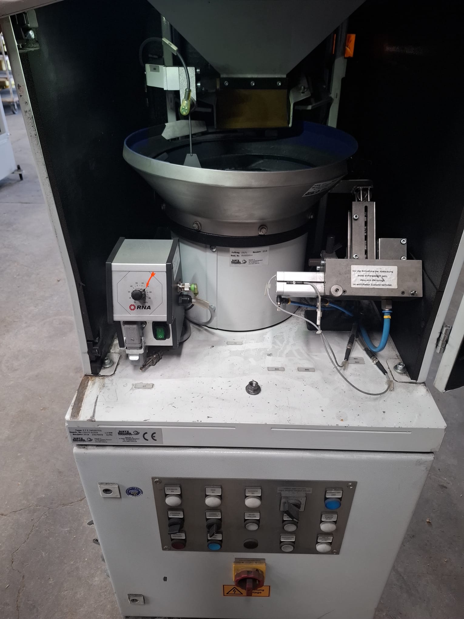 Usado Alimentador vibratorio DIETZ ROLLWA Z F E (W520773) #V-1