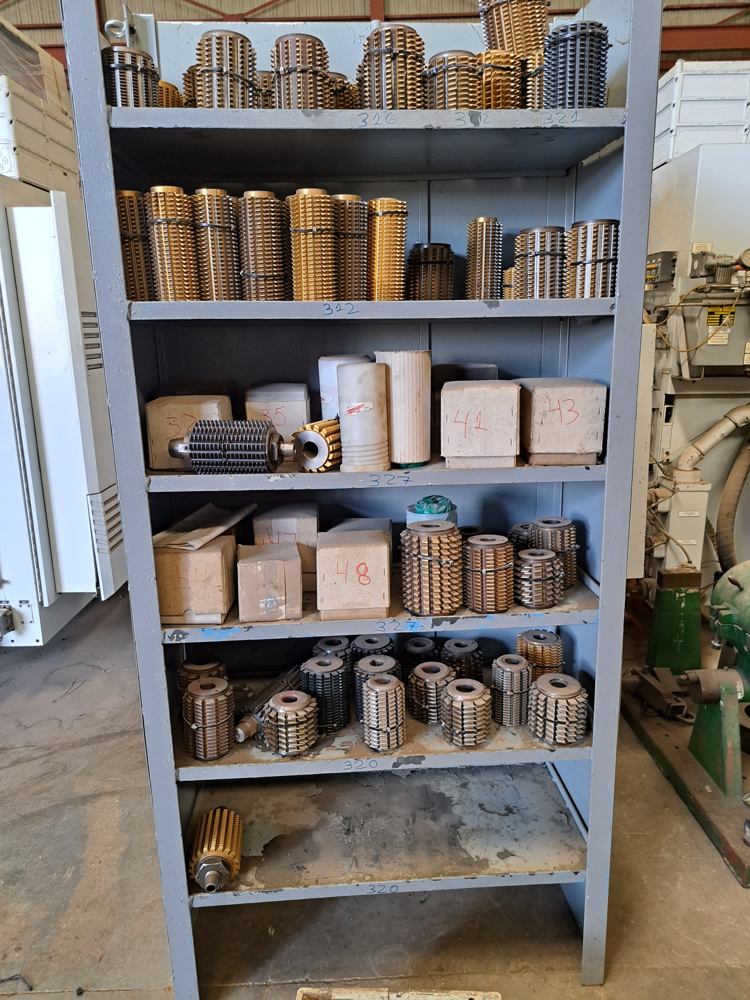 Usado Talladoras de Fresa Madre PFAUTER PA 210 CNC #4489