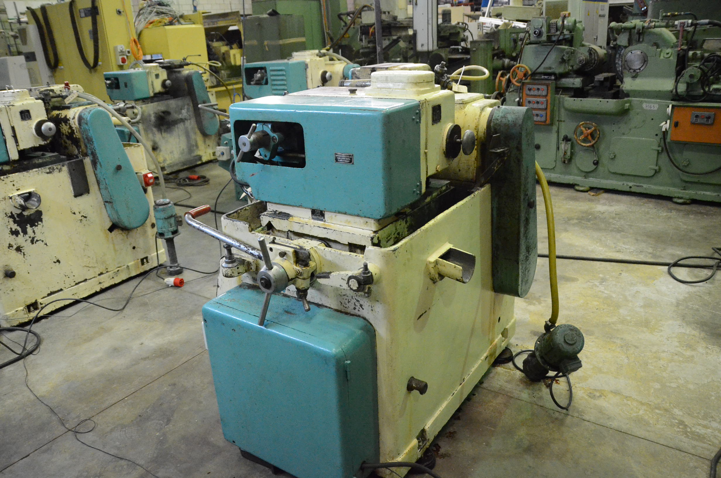 Usado Rectificadora sin centros ESTARTA 301 #4599