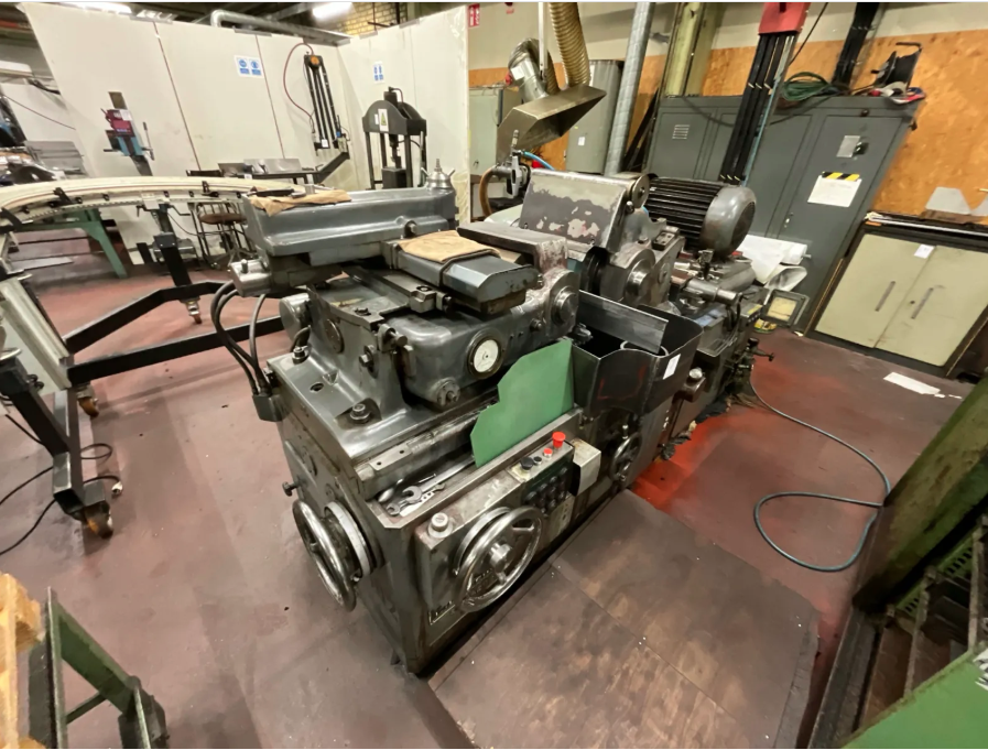 Usado Rectificadora sin centros LIDKÖPING 4B #4631