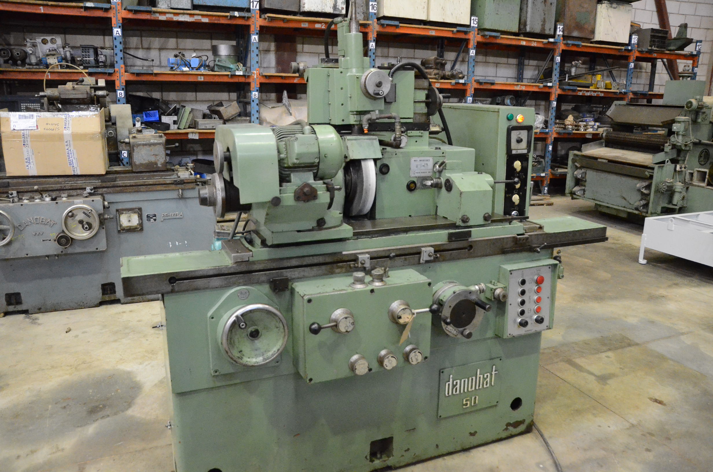 Usado Rectificadora Cilíndrica Universal DANOBAT M50 #4612