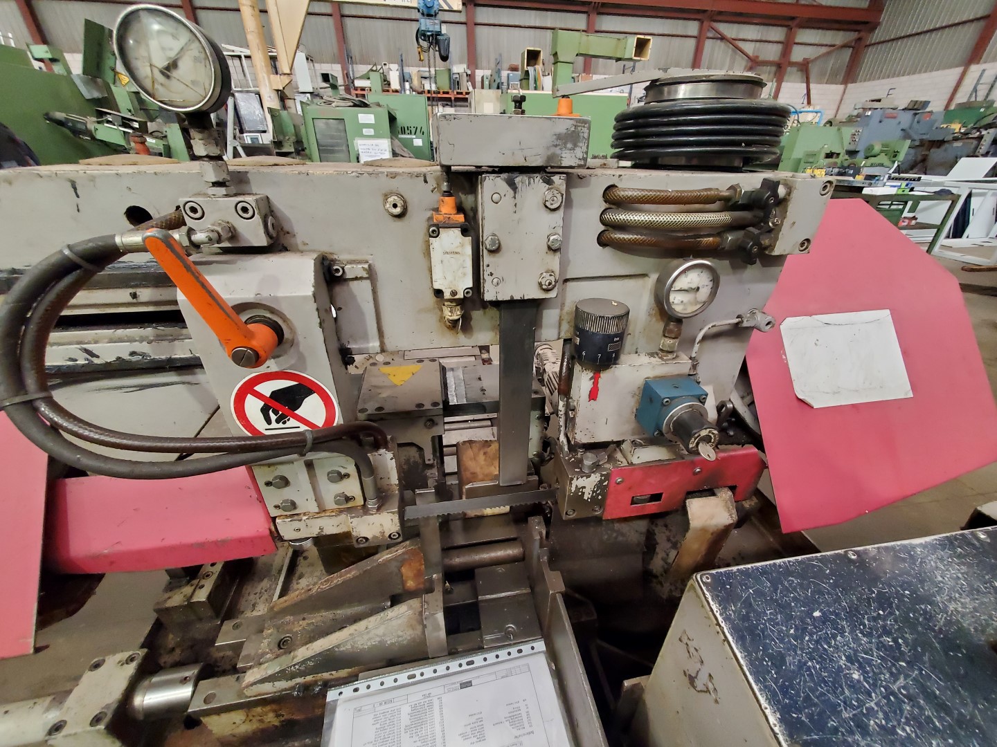 Usado 2003 BEHRINGER  HBP 220 A-CNC