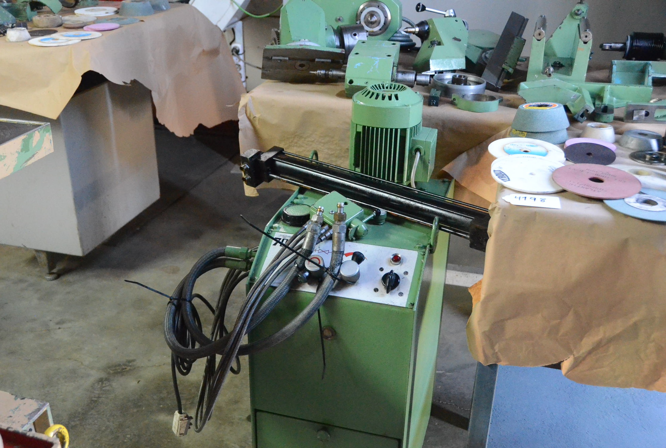 Usado ELITE 75 Afiladoras #4198