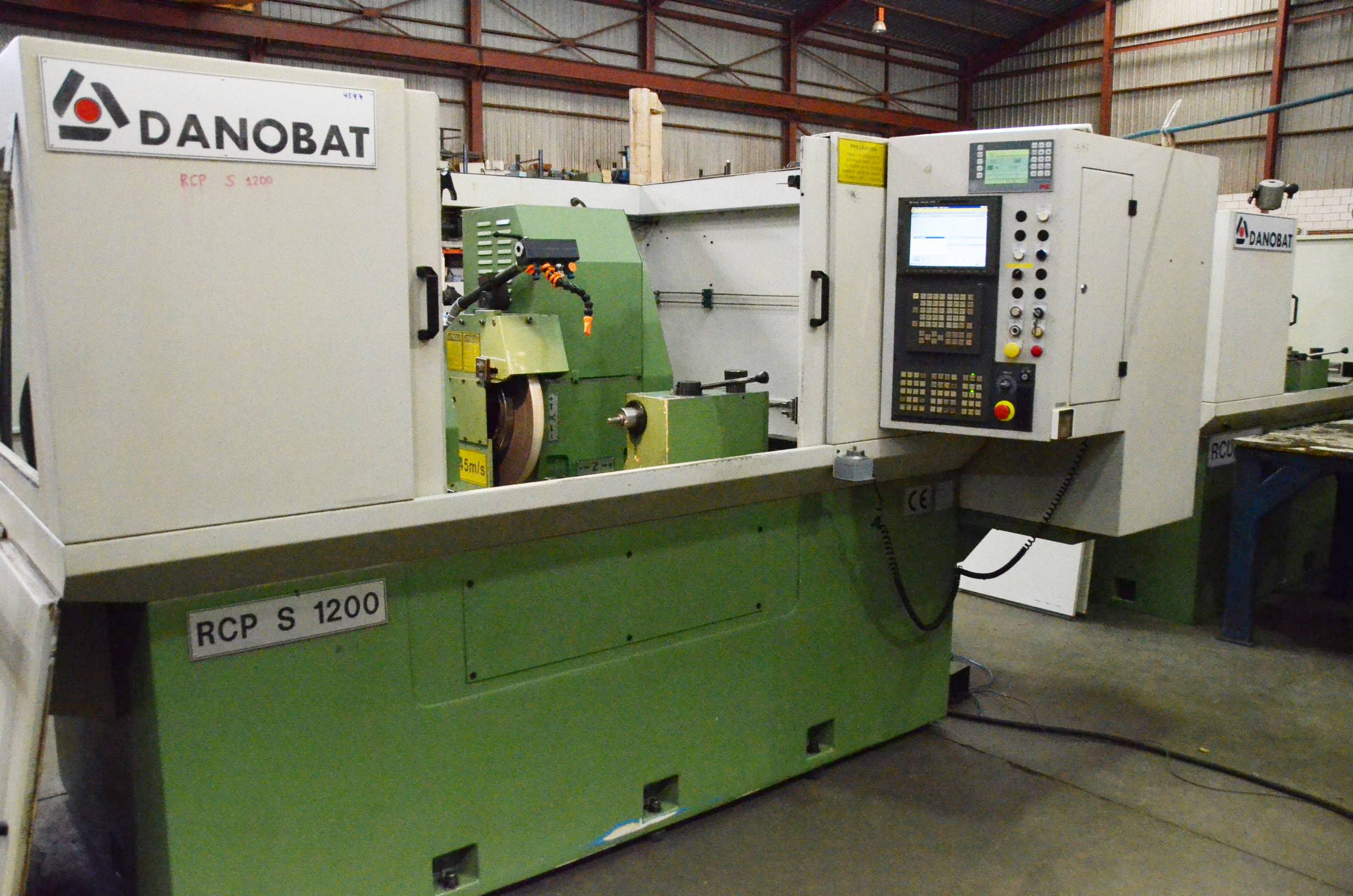 Usado Rectificadora Cilíndrica Universal DANOBAT RCP S 1200