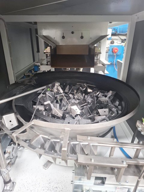 Usado Alimentador vibratorio DIETZ ROLLWA FFT #V-26