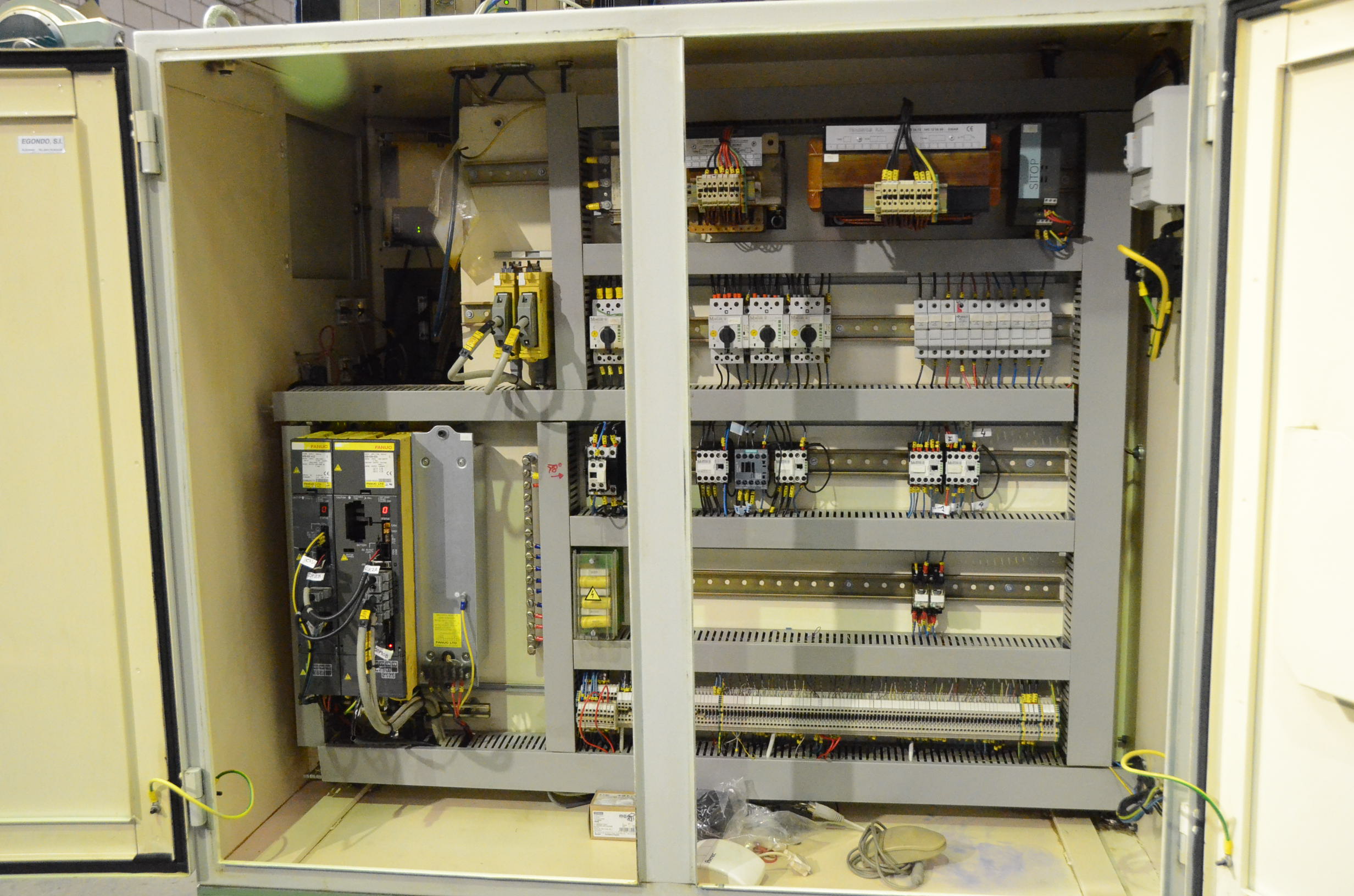 Usado Rectificadora Cilíndrica Universal DANOBAT RCU CNC #4596