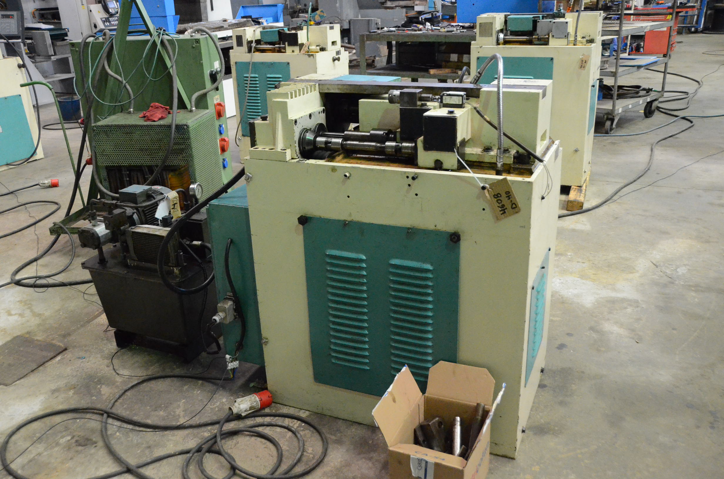 Usado Laminadora de roscas SENY D-40 H #4608