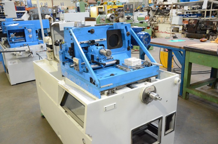 Usado Rectificadora sin Centros ESTARTA 320 #4563