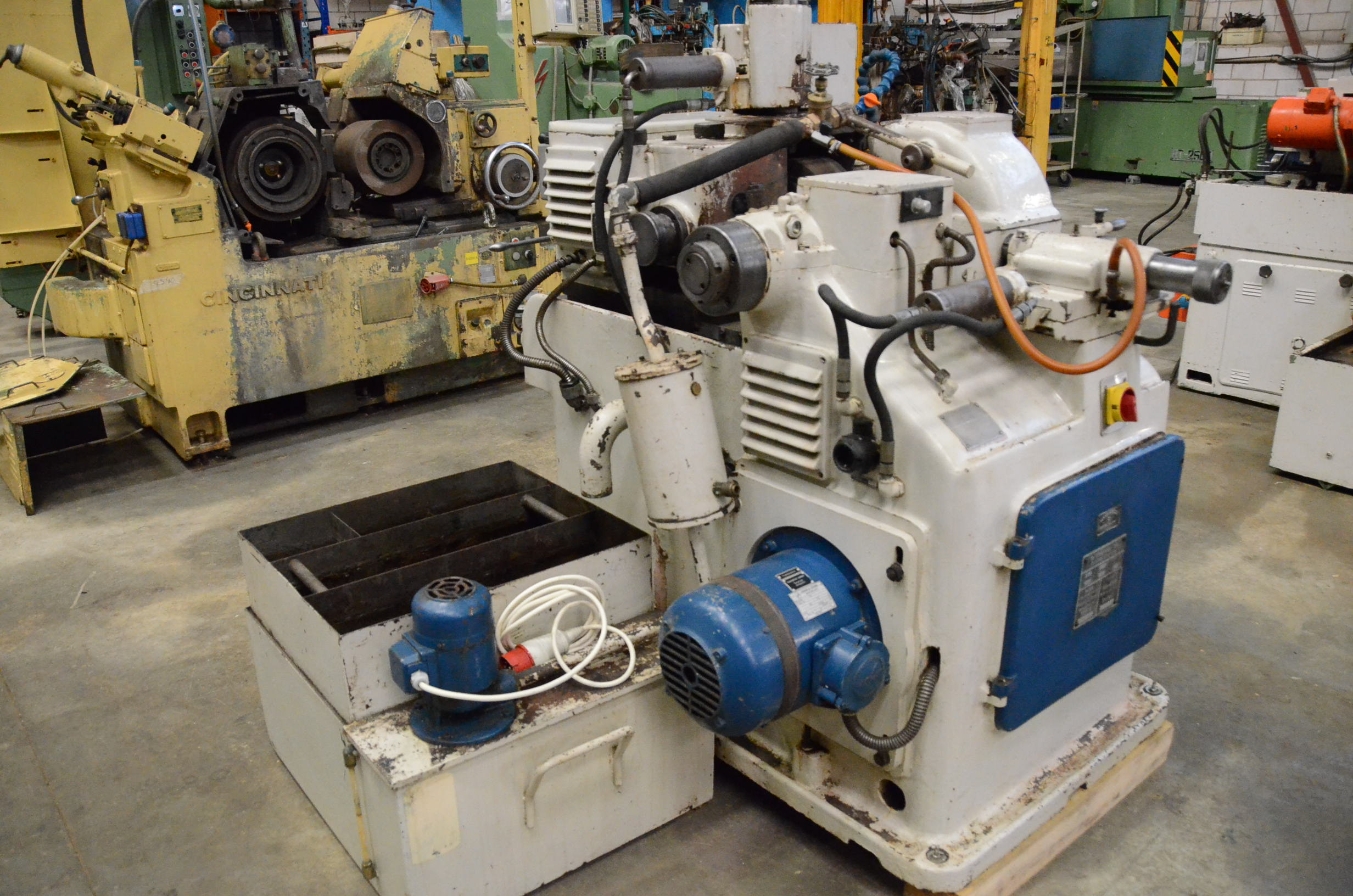 Usado Rectificadora sin Centros HAHN&KOLB Multimat #4541