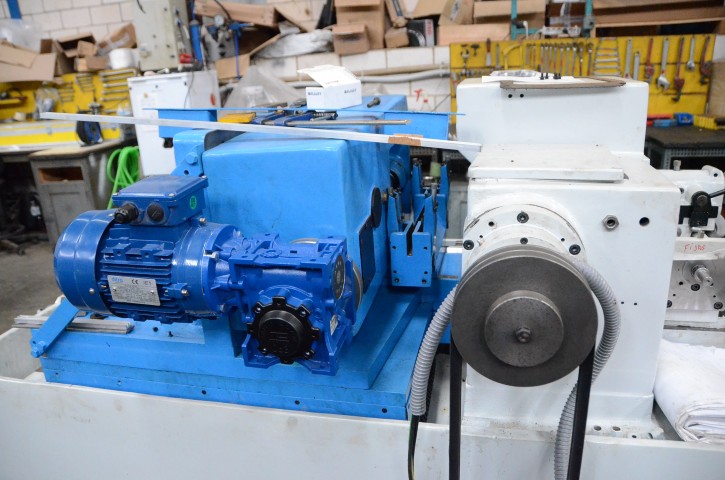 Usado Rectificadora sin Centros ESTARTA 320 #4563