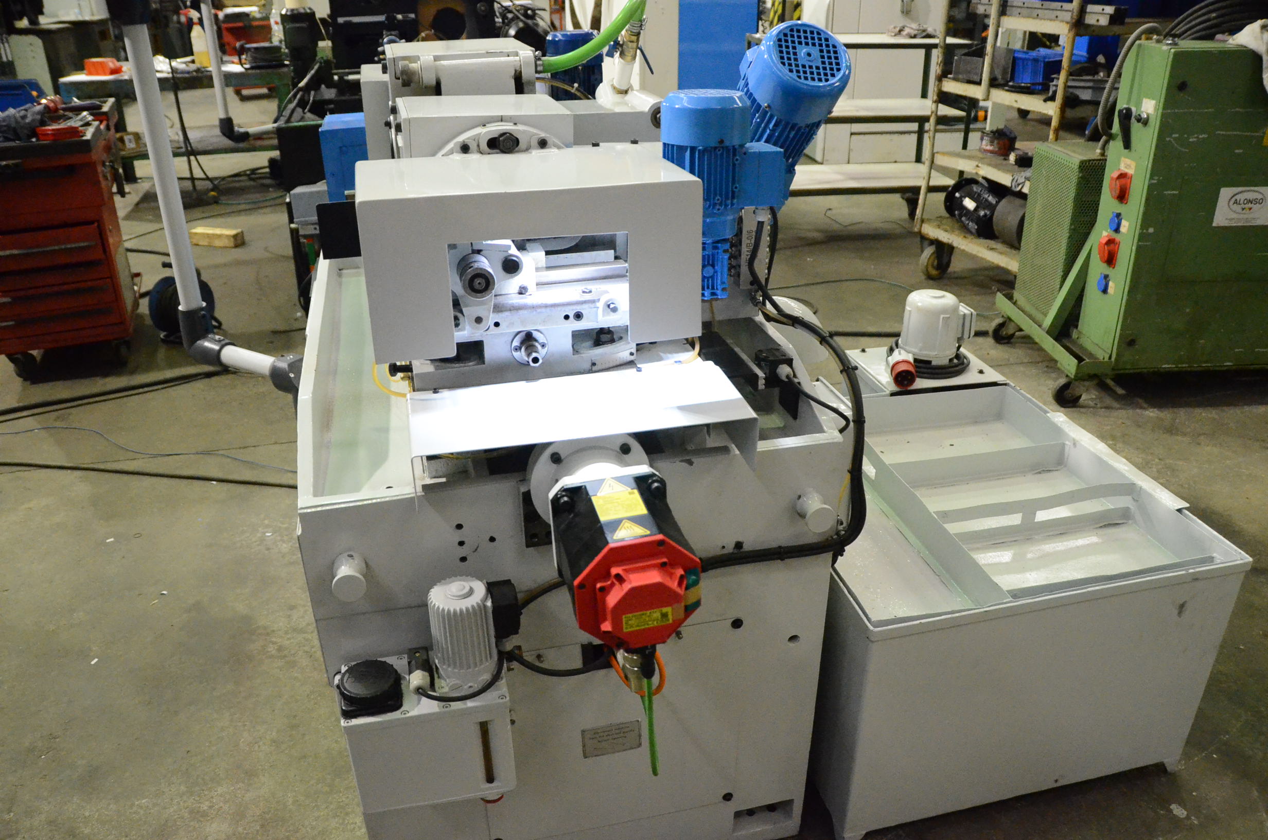 Usado Rectificadora sin Centros SENY R-60-H #R24-01