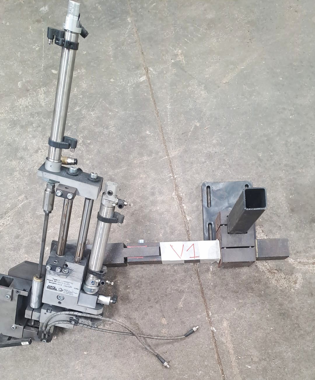 Usado Alimentador vibratorio DIETZ ROLLWA Z F E (W520773) #V-1