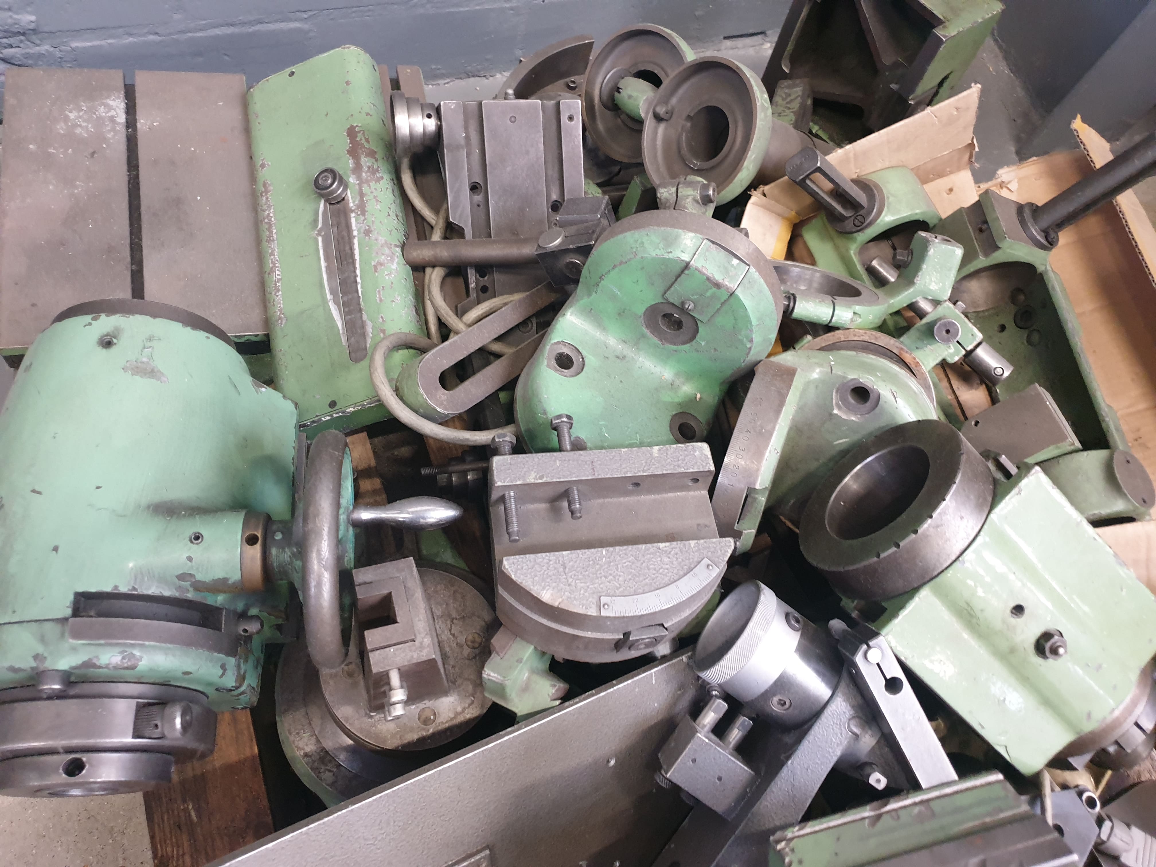 Used Schutte WU32 - Grinding - 1984